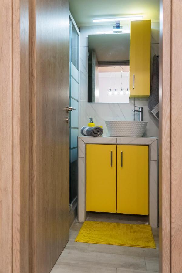 Stylish Modern Studio In The Heart Of Athene Buitenkant foto